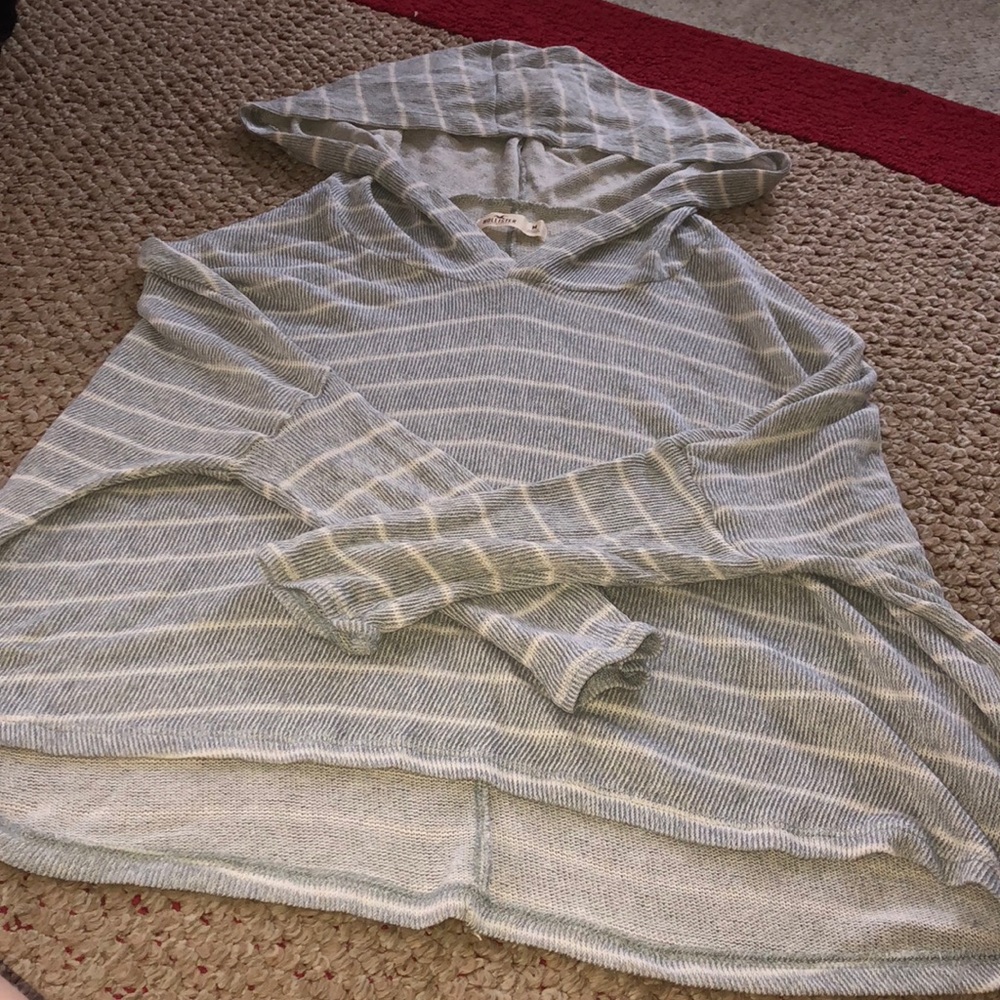 Cute crop sweater